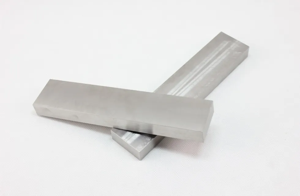 Tungsten heavy alloy bar